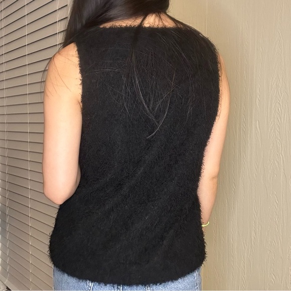 BANANA REPUBLIC sleeveless sweater/vest - Picture 6 of 7